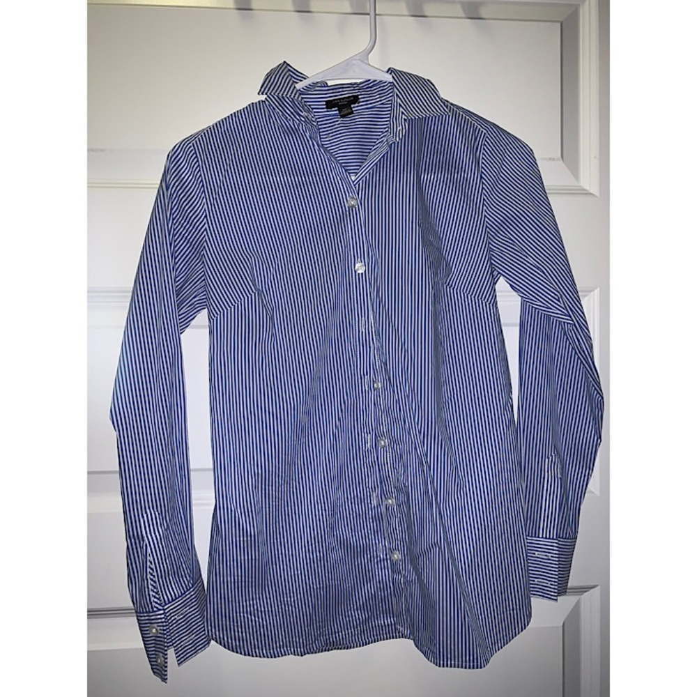 Ann Taylor Button Down